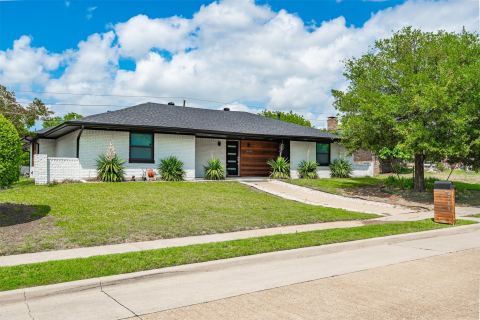 2760 N Hillbrier Circle