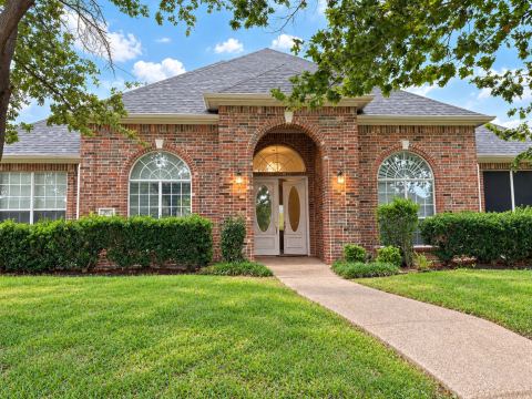 902 Horseshoe Bend