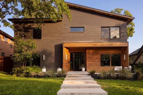 7115 Casa Loma Avenue
