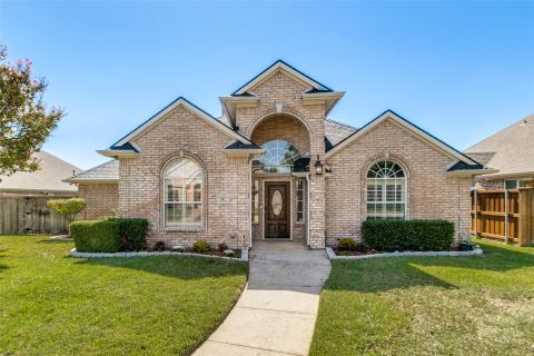 616 Sunningdale