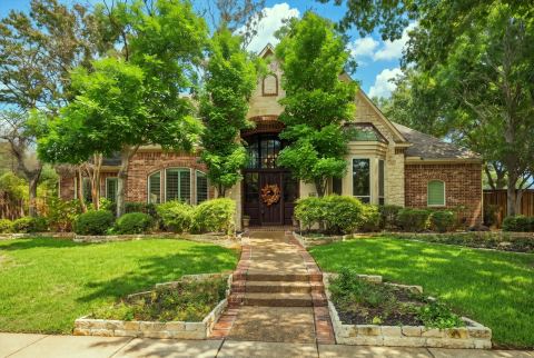 5900 Lennox Hill Drive