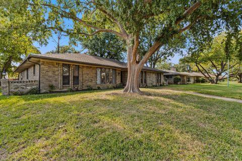 1320 Cheyenne Road