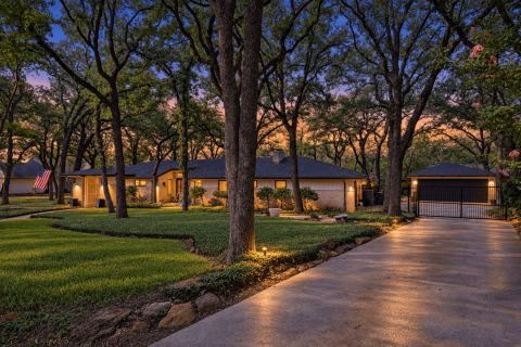 4000 Deepwood Street, Colleyville