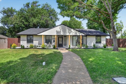 3883 Antigua Circle