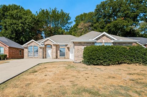 517 Saddlebrook Drive