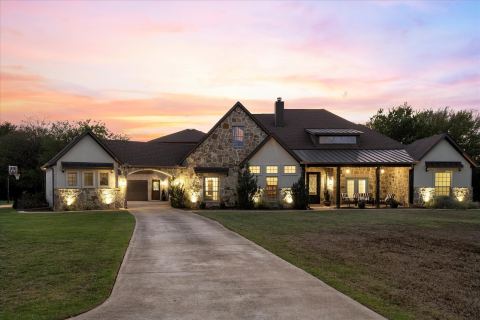 232 Branding Iron Court, Royse City