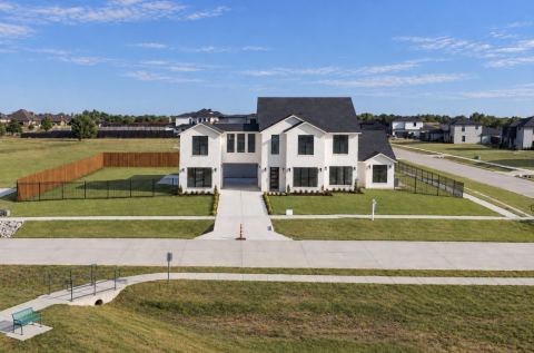 349 Valley Trail