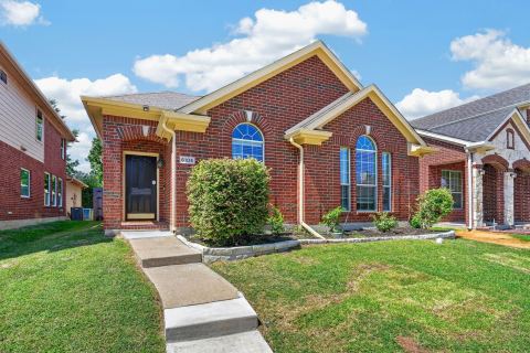 6105 Cheyenne Drive, The Colony