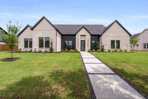 1006 Devonshire Drive N