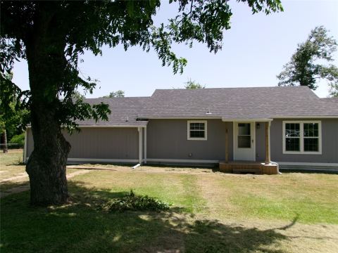 419 W Evans Avenue, Bonham