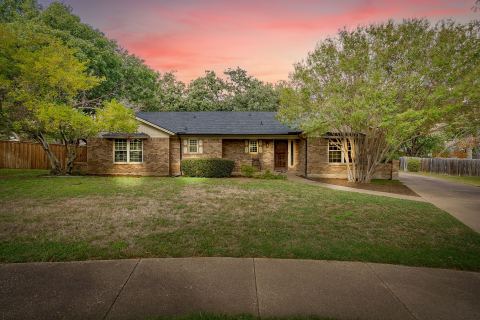 504 Regina Court