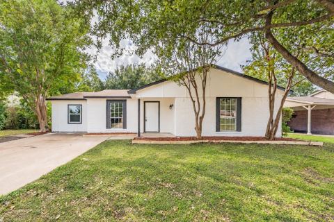 2310 Idlewood Drive, Arlington