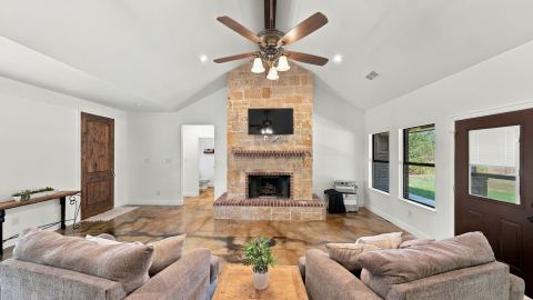 1389 County Road 3591
