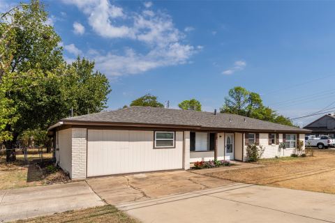 1101 Kennedale Sublett Road, Kennedale