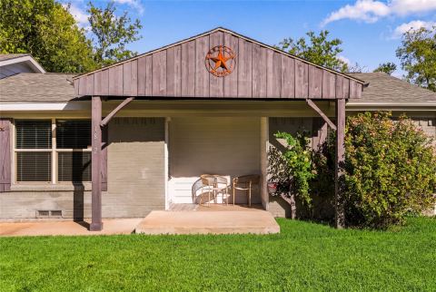 1812 Spring Lake Drive, Mesquite