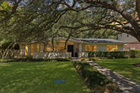 9777 Broken Bow Road