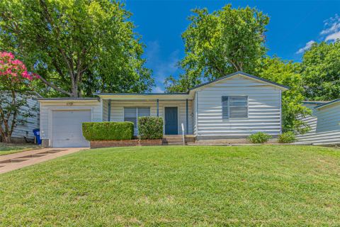 2529 Albemarle Drive, Farmers Branch
