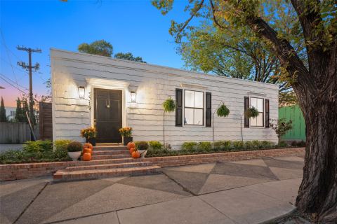 3319 Throckmorton Street, Dallas