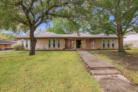 1908 Nancy Lea Drive