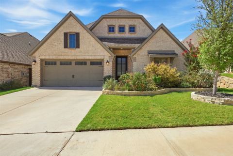 5640 Pradera Road, Fort Worth
