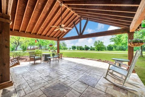 10592 Tree Lane, Princeton