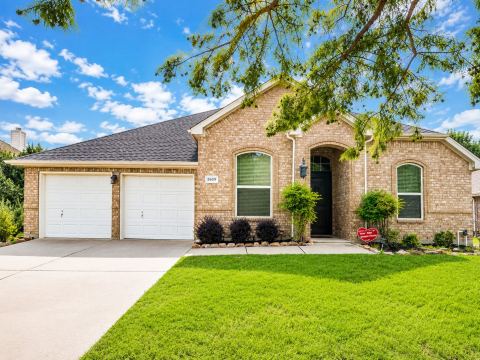2609 Valencia Lane