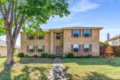 2905 Meadow Bluff Drive