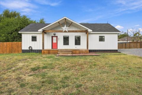 505 N White Oak