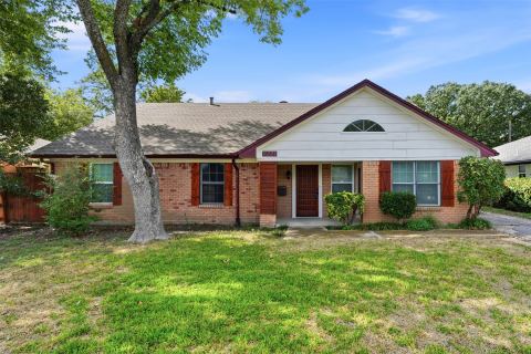 9221 Plano Road, Dallas