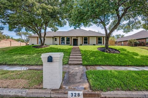 328 Sexton Lane, Benbrook