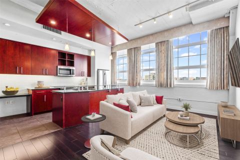 2600 W 7th Street 1535