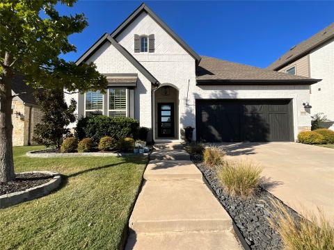 2712 War Admiral Street, Celina