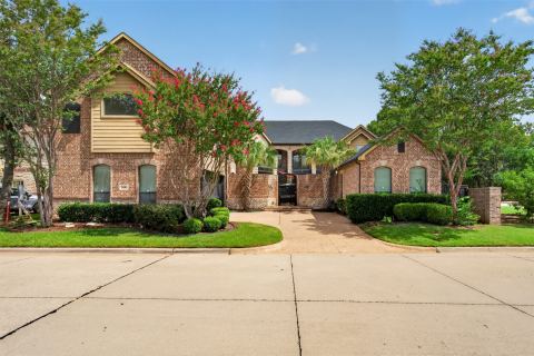 3801 Park Manor Court