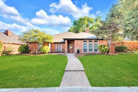 3400 Sailmaker Lane