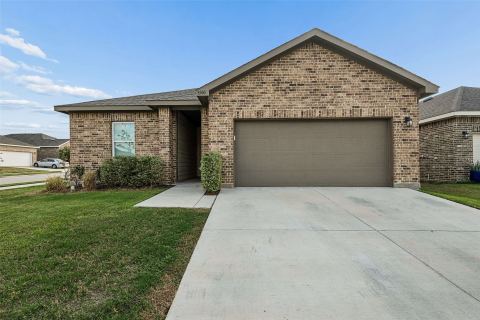 8360 Stovepipe Drive, Fort Worth