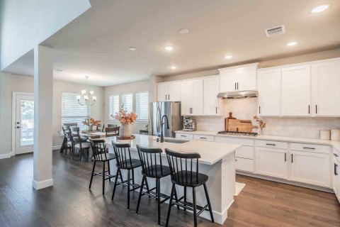 6220 Tavolo Parkway, Fort Worth