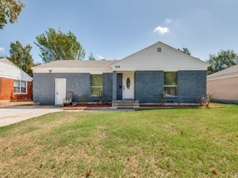 1528 Priscilla Lane, Irving