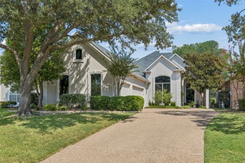 5644 Southern Hills Drive
