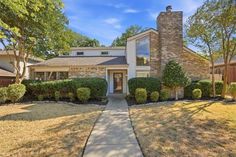 1512 Woodcreek Drive