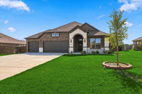 804 Mary Lee Lane