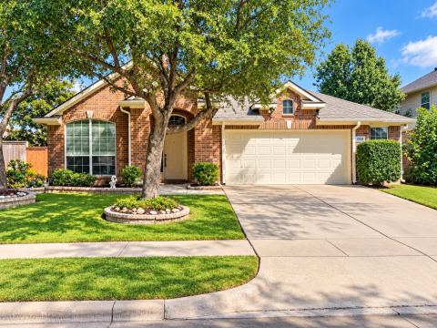 11504 Crystal Falls Drive