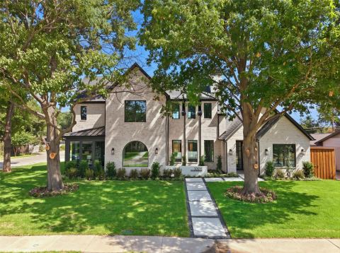 3305 Townsend Drive