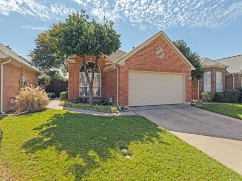 2206 Jasmine Lane, Garland