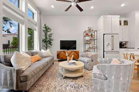 1137 Manderly Court