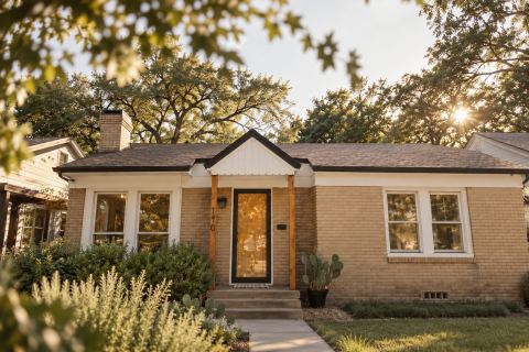 110 N Briscoe Boulevard
