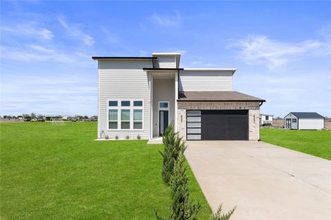 1568 County Road 3517, Quinlan