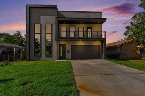 2323 Wilhurt Avenue