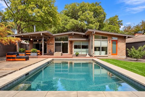 6216 Town Hill Lane