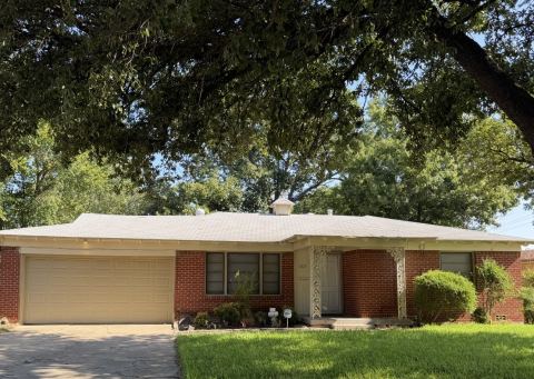 6829 Hightower Street
