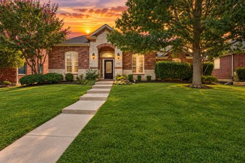 7209 Royal Glen Trail
